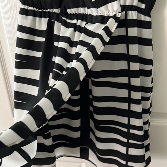 Nordstrom Wrap Dress - Picture 6 of 7